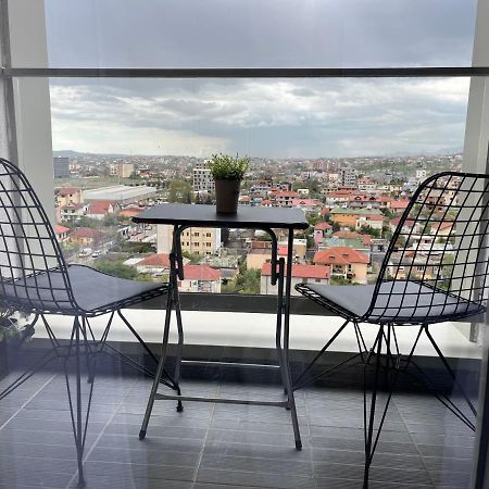 Comfy Nest Apartment- Free Parking Tirana Exterior photo