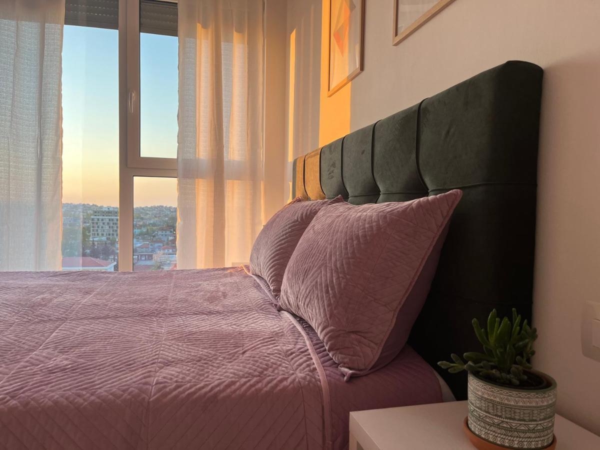 Comfy Nest Apartment- Free Parking Tirana Exterior photo
